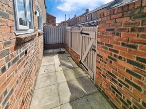 Photo 9- click for photo gallery